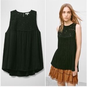 Wilfred Aritzia Eclater crinkle gauze embroidered Grey Sleeveless Blouse- Size S